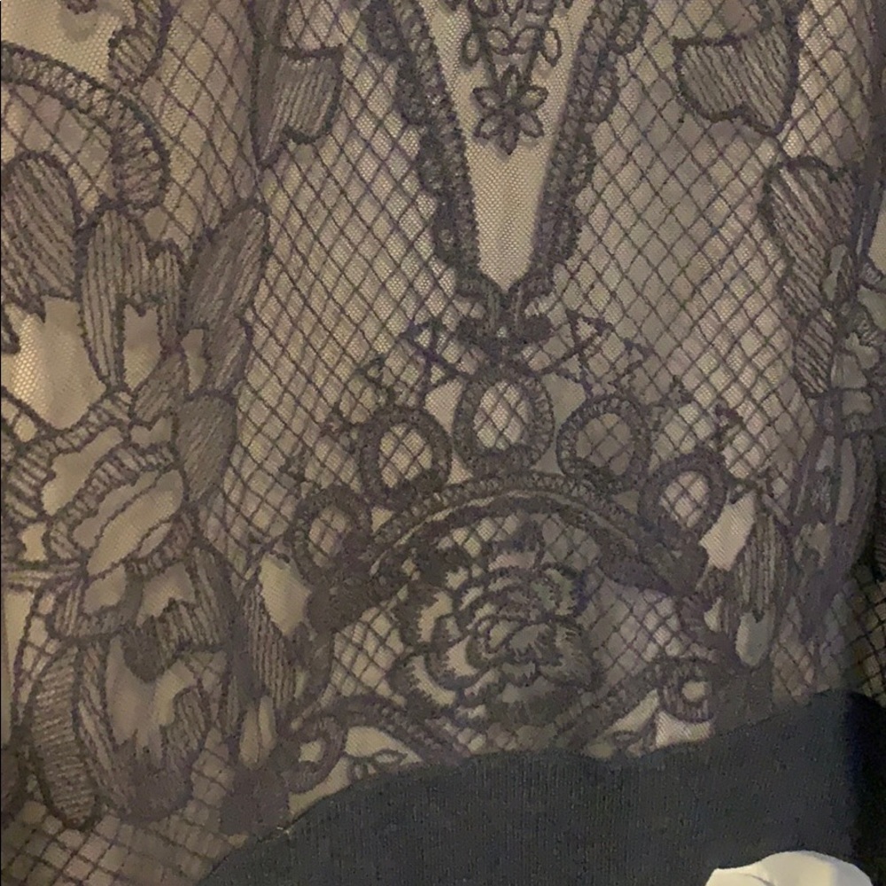 Simply Vera Wang dusty blue lace lined sweater NWT - Picture 5 of 8